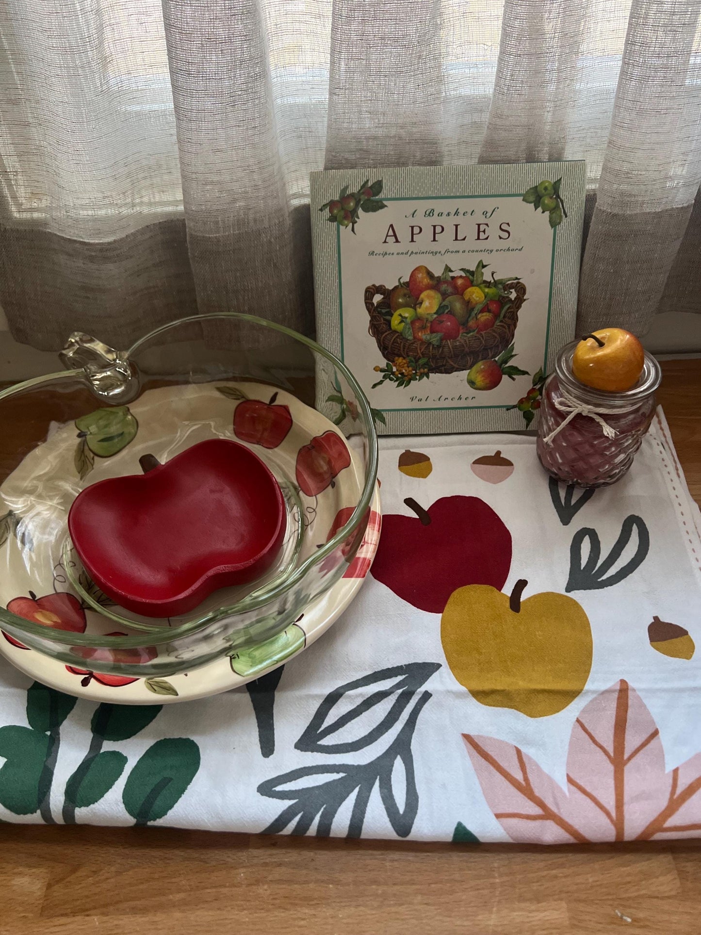 Vintage Apple Orchard Kitchen Gift Set, Cookbook, Plate, Bowl & Basket