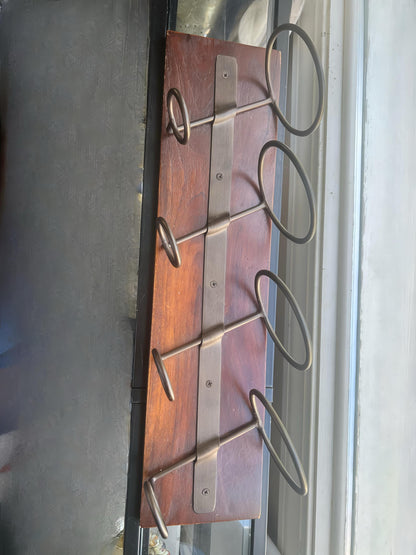 Rustic Wall-Mounted Wine Rack – Wood & Metal 4-Bottle Holder – Farmhouse Kitchen Bar Decor