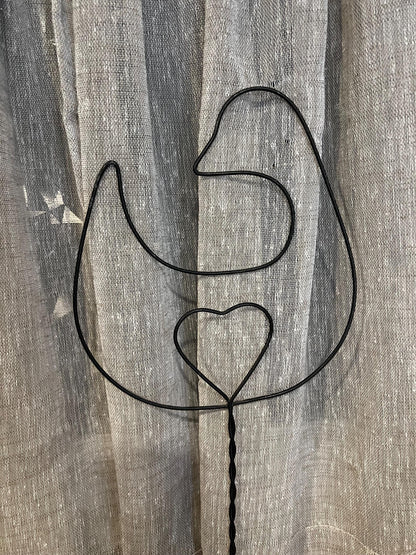 Antique Wire Rug Beater | Dove & Heart
