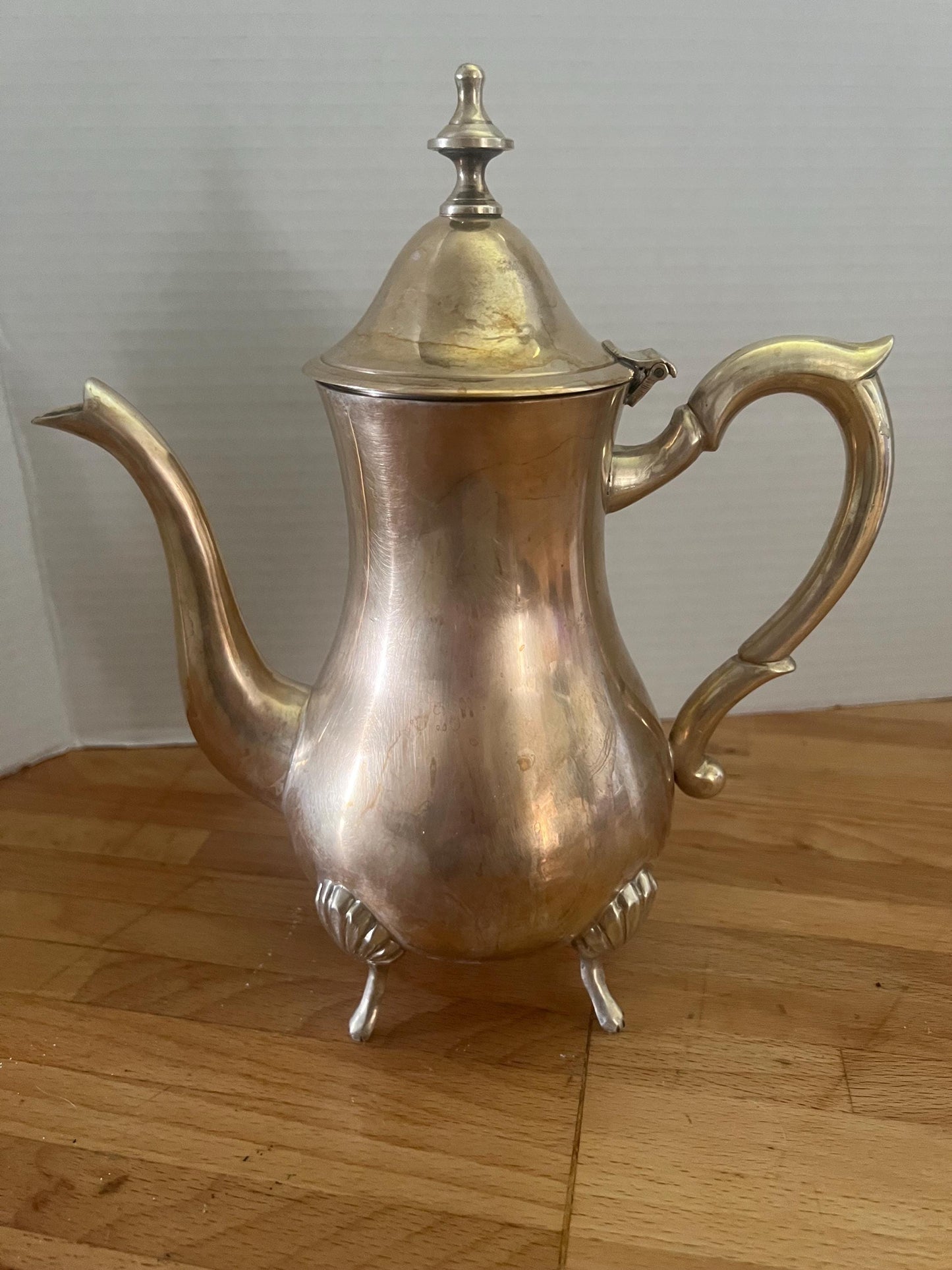 Vintage Silverplate Coffee Pot & Sugar Bowl Set – Shell Footed, Mid-Century Tea Service