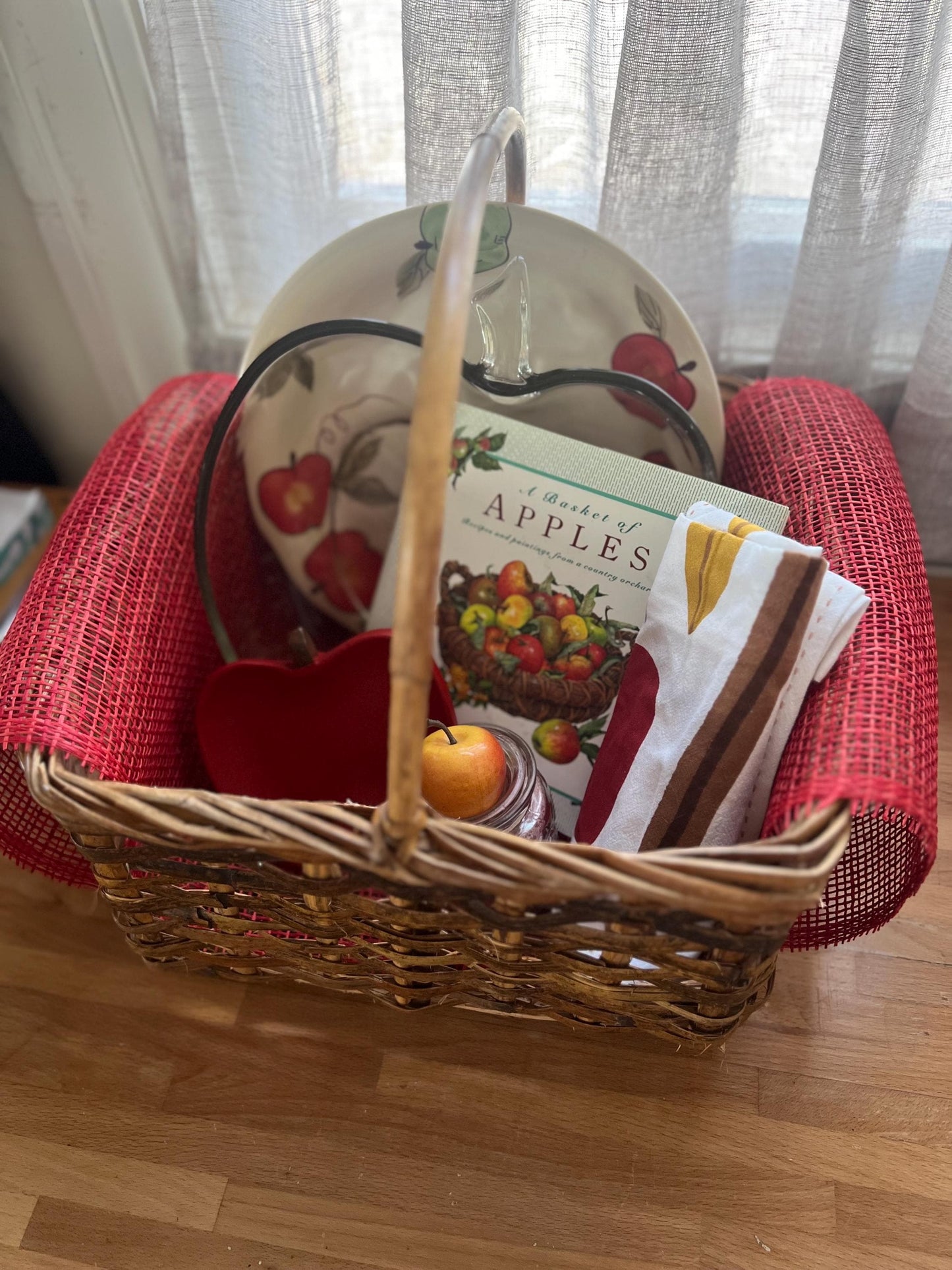 Vintage Apple Orchard Kitchen Gift Set, Cookbook, Plate, Bowl & Basket