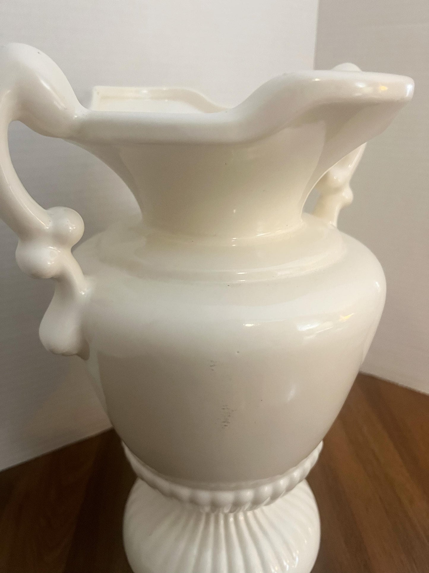 Large Royal Haeger Ivory Glazed Urn Vase
