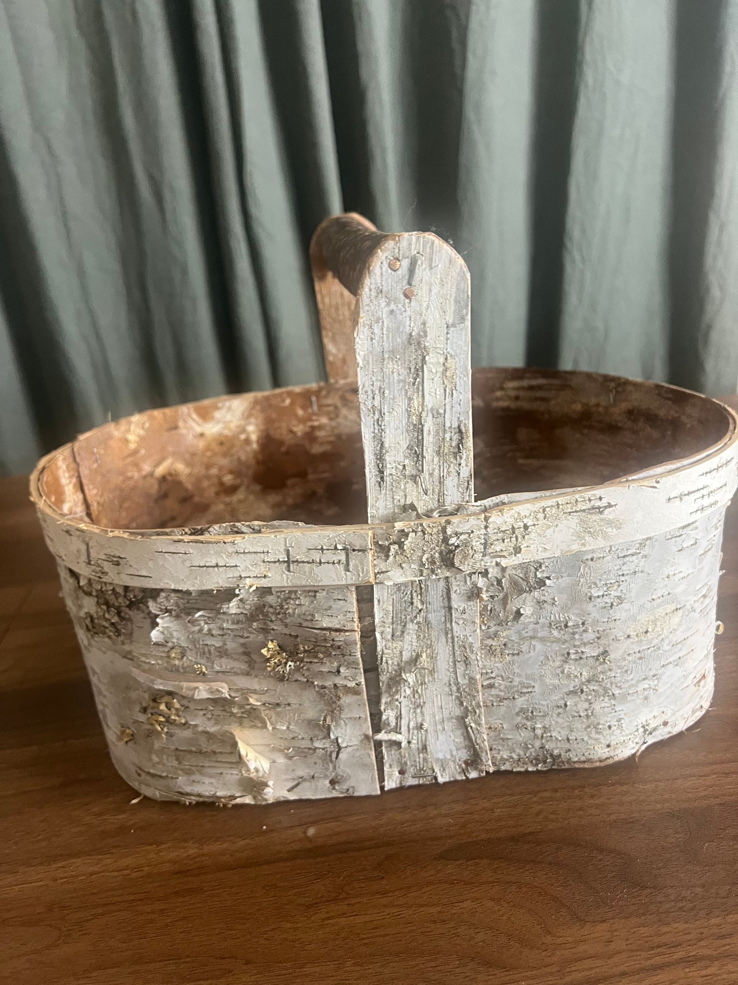 Vintage Rustic Oval Wooden Caddy