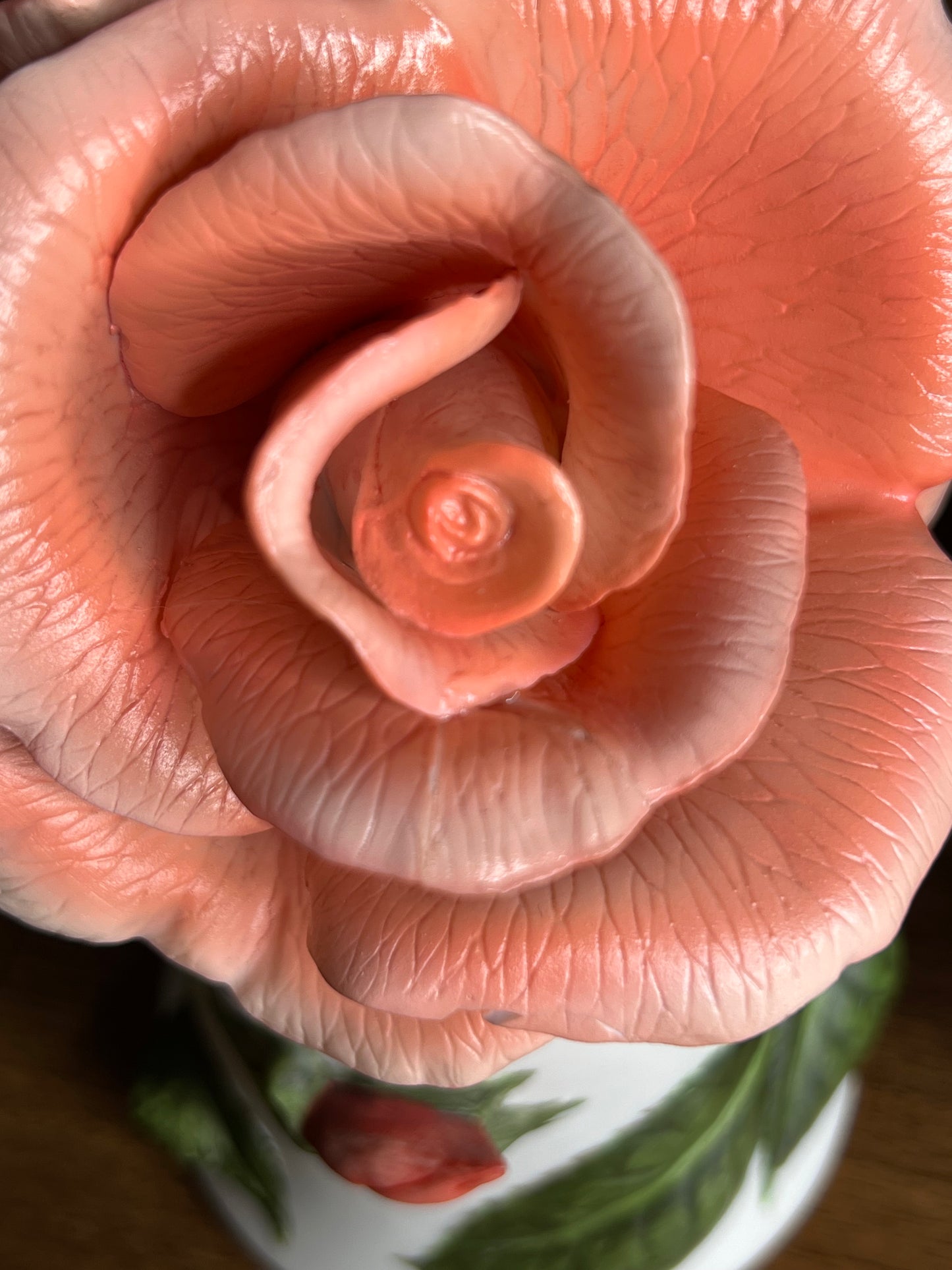 Pair of Porcelain Rose Flower Bells – “Prima Ballerina” & “Dearest” by Leslie Greenwood (1986)