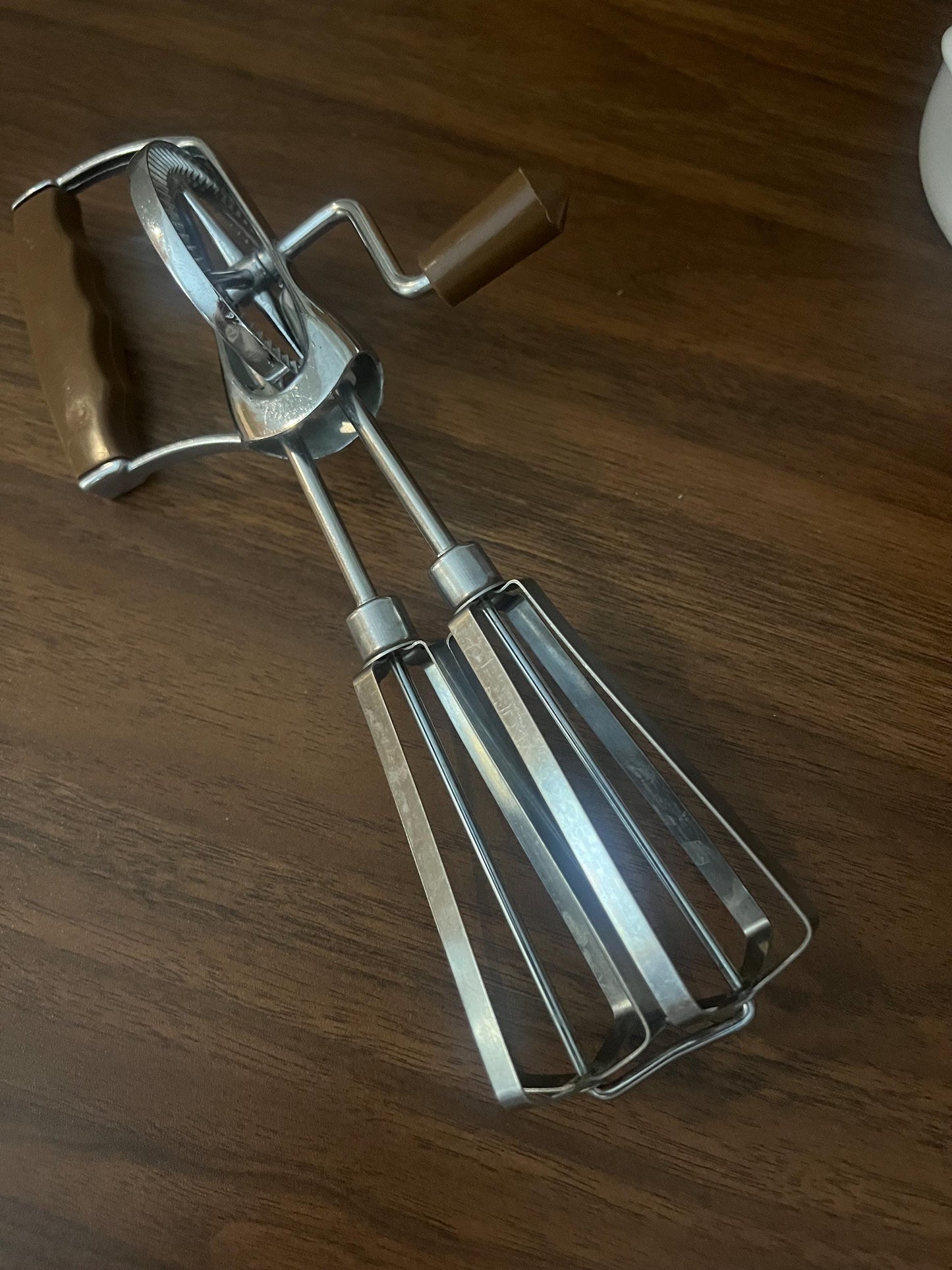 Vintage Blue Kitchen Baking Gift Set – Heart Mold, Crocks, Mixer & Basket