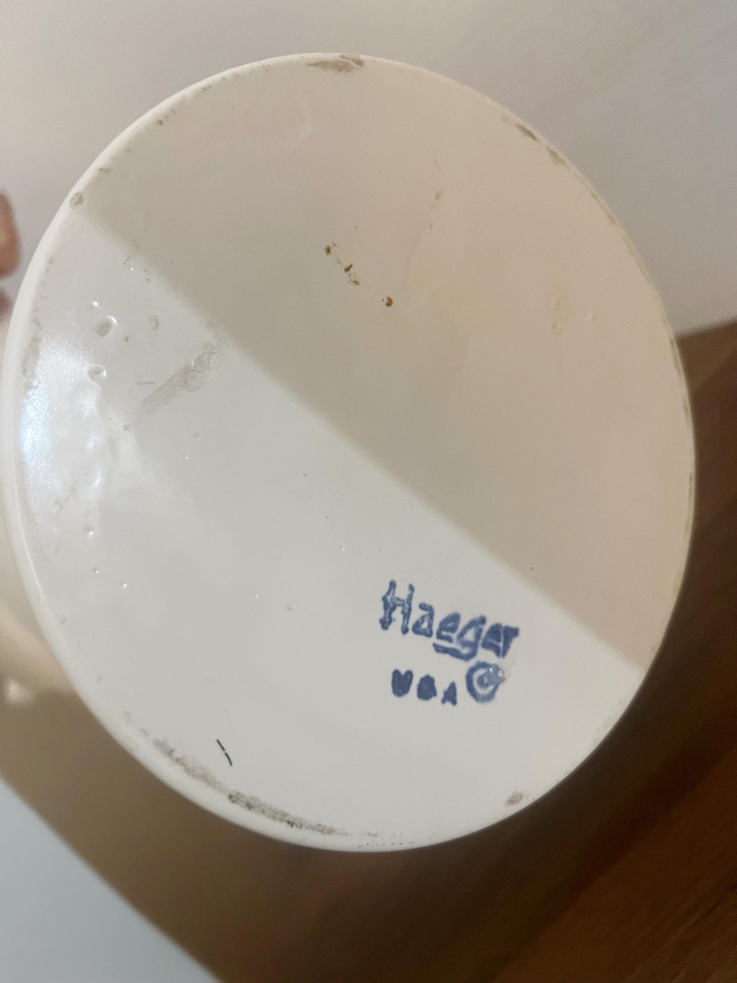 Large Royal Haeger Ivory Glazed Urn Vase